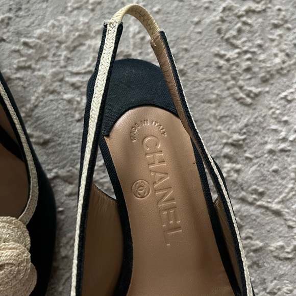 Authentic Chanel Interlocking CC Logo Slingback Heels - Picture 3 of 7